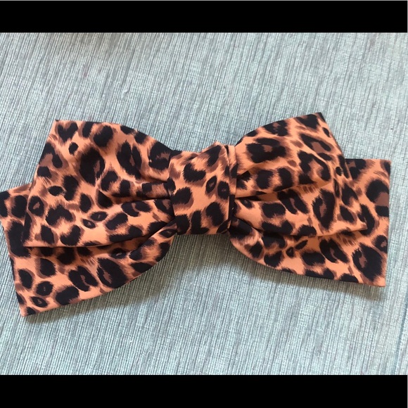 Anthropologie Accessories - Anthropologie Silk Printed Bow Barrette Anthropologie Accessories - Anthropologie Silk Printed Bow Barrette